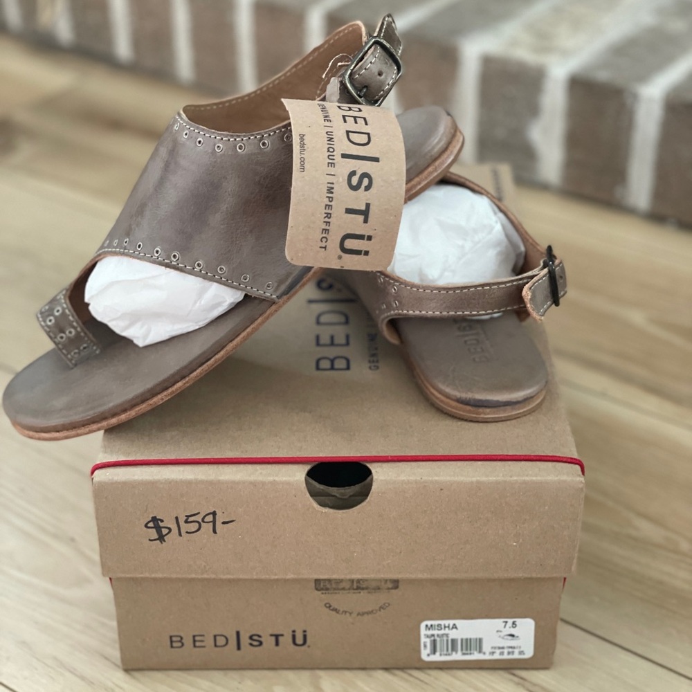 Bed|StuSandals - Brown